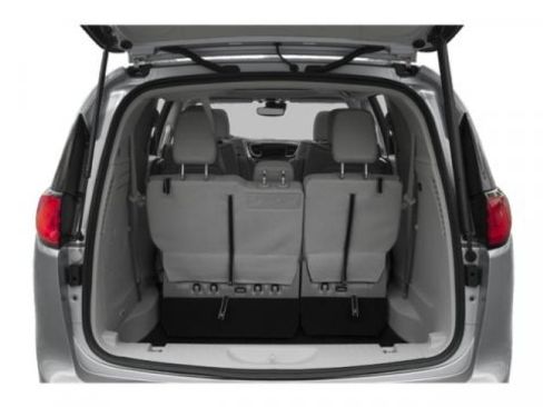 Used 2018 Chrysler Pacifica Limited w/ Advanced Safetytec Group image 15