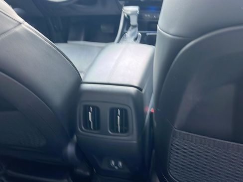 Used 2022 Hyundai Santa Cruz Limited image 27