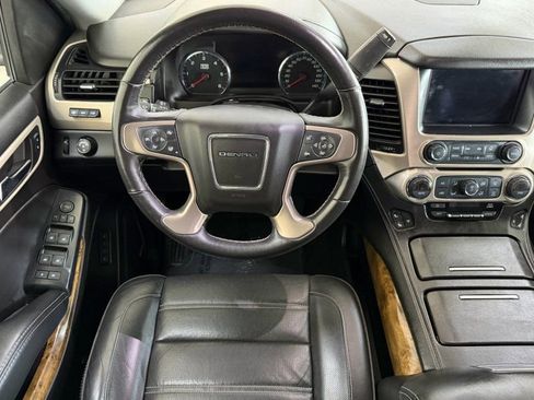 Used 2017 GMC Yukon Denali image 22