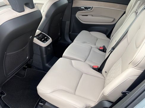 New 2026 Volvo XC90 T8 Plus image 23