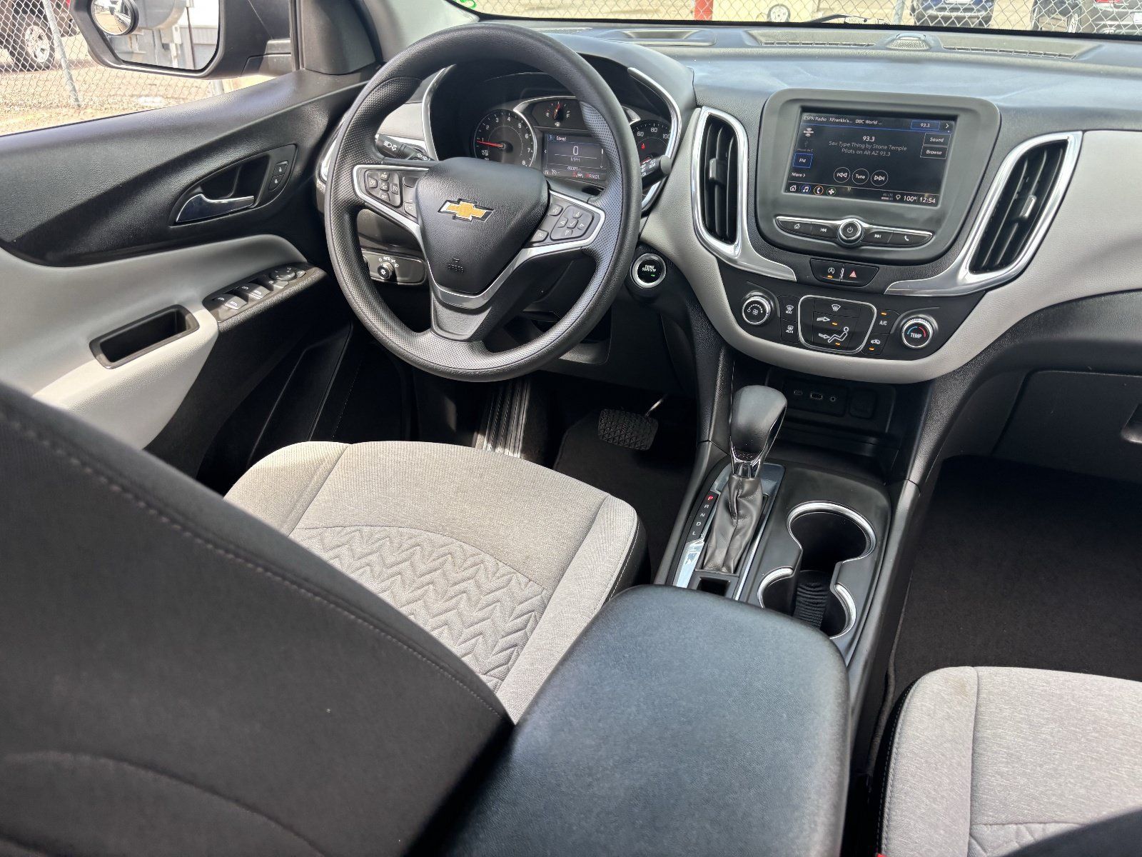 Used 2022 Chevrolet Equinox LS w/ LS Convenience Package FWD image 15