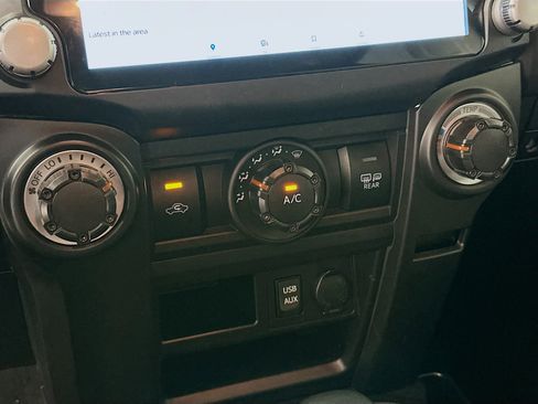 Used 2017 Toyota 4Runner SR5 image 23