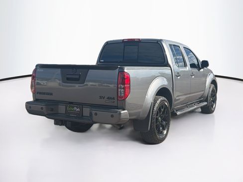 Used 2021 Nissan Frontier SV w/ Midnight Edition Floor Mats AWD/4WD image 9