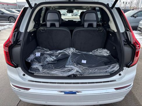 New 2026 Volvo XC90 B6 Plus w/ Protection Package AWD/4WD image 17