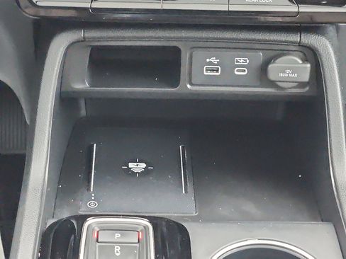 Used 2023 Honda Pilot Elite image 19