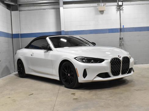 Used 2022 BMW 430i Convertible image 25