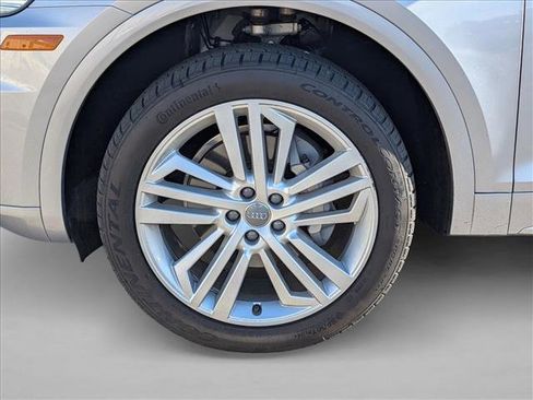 Used 2019 Audi Q5 2.0T Premium Plus w/ Premium Plus Package image 9