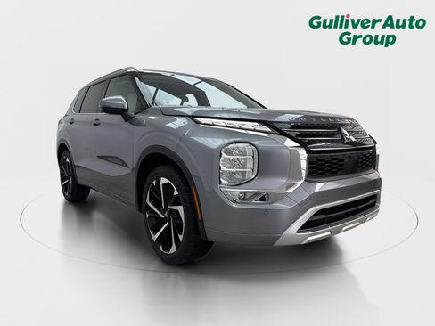 Used 2022 Mitsubishi Outlander SEL FWD image 13