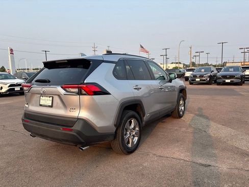 Used 2025 Toyota RAV4 XLE w/ Convenience Package AWD/4WD image 5