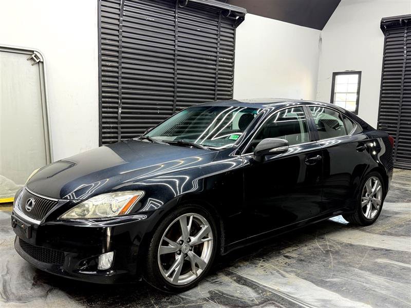 Used 2009 Lexus IS 250 w/ Preferred Accessory Pkg RWD image 3