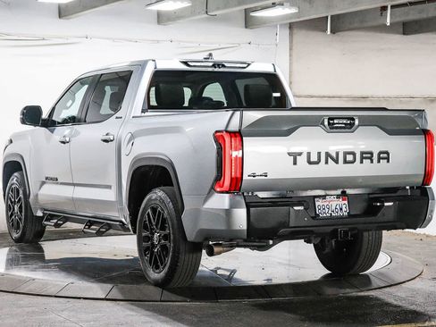 Used 2024 Toyota Tundra Limited AWD/4WD image 8