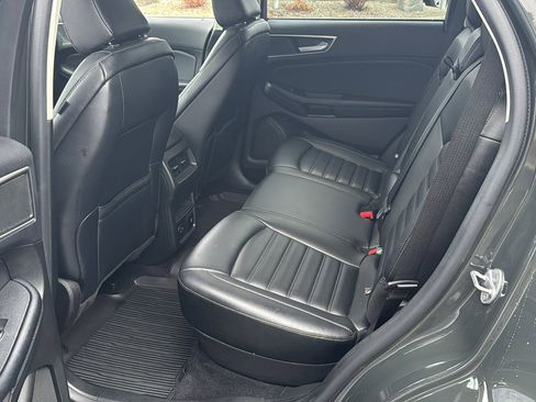 Used 2022 Ford Edge SEL w/ Convenience Package image 24