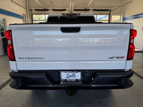Used 2024 Chevrolet Silverado 1500 ZR2 w/ Technology Package AWD/4WD image 9