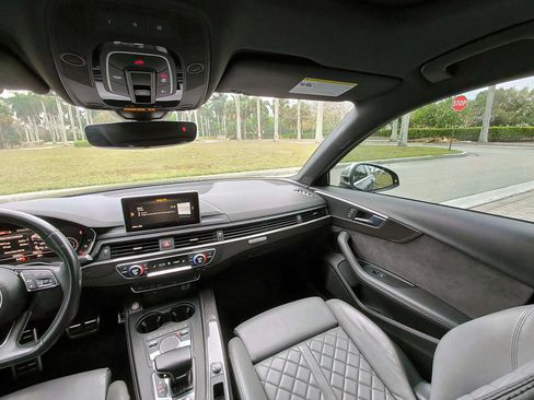 Used 2018 Audi S4 Premium Plus w/ Navigation Package AWD/4WD image 10
