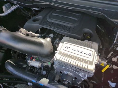 New 2026 RAM 1500 Laramie AWD/4WD image 32