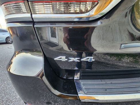 Used 2014 Jeep Grand Cherokee Limited image 26