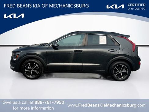 Certified 2025 Kia Niro EX FWD image 4