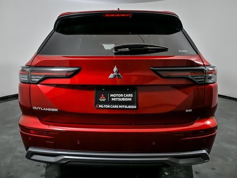 New 2026 Mitsubishi Outlander SE AWD/4WD image 8
