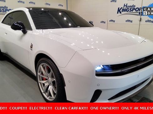 Used 2024 Dodge Charger R/T Scat Pack w/ Plus Group image 1
