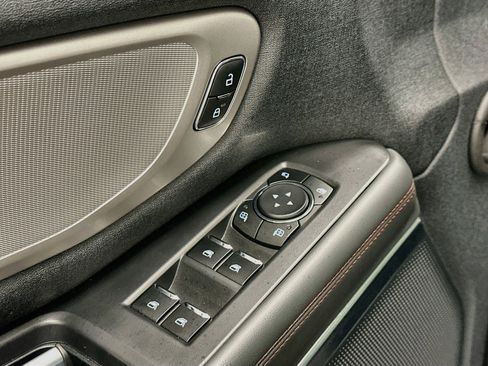 Used 2025 Ford Expedition Active AWD/4WD image 15