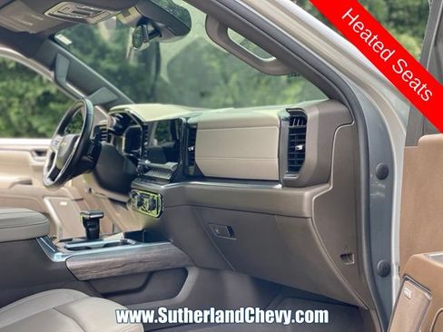 Used 2024 Chevrolet Silverado 1500 LTZ AWD/4WD image 22