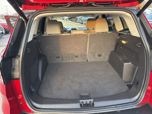 Used 2017 Ford Escape Titanium image 29