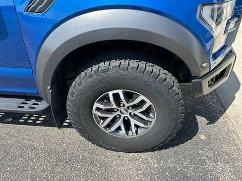 Used 2018 Ford F150 Raptor w/ Equipment Group 801A Mid AWD/4WD image 4