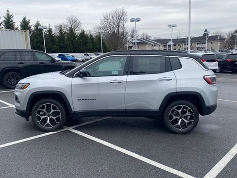 New 2026 Jeep Compass Limited image 4