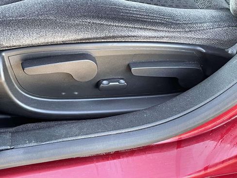 Used 2015 Chevrolet Impala LT w/ LT Sunroof Package FWD image 8