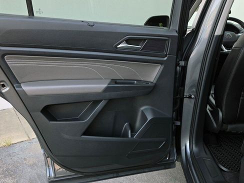 Certified 2023 Volkswagen Atlas SEL R-Line AWD/4WD image 48