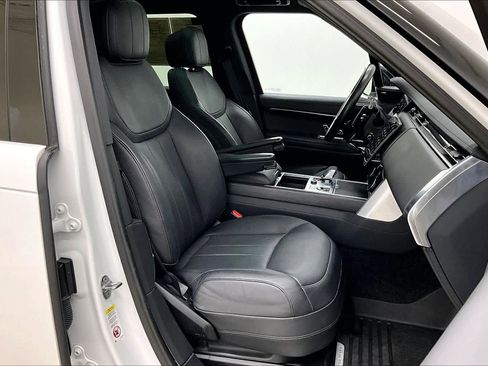 Used 2023 Land Rover Range Rover SE AWD/4WD image 9