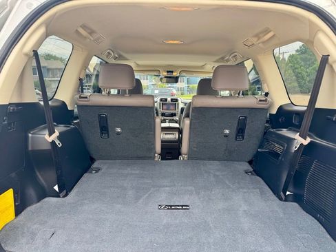 Used 2021 Lexus GX 460 Premium AWD/4WD image 18
