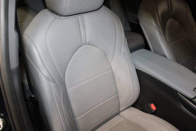 Used 2019 Toyota Avalon Limited w/ All Weather Liner Package FWD image 30