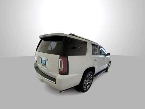 Used 2017 GMC Yukon Denali w/ Open Road Package AWD/4WD image 8