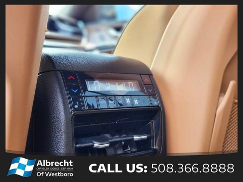 Used 2022 Jeep Grand Cherokee Summit w/ Adv Protech Group IV AWD/4WD image 17