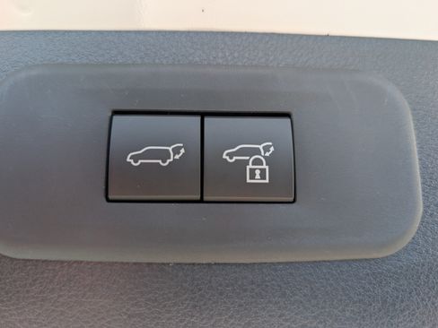 New 2026 Lexus TX 500h AWD w/ Technology Package image 12