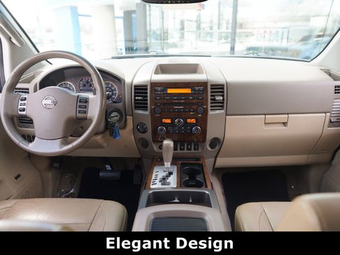 Used 2012 Nissan Titan SL image 13