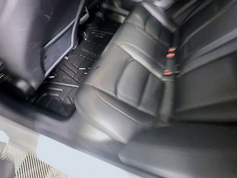 Used 2020 Tesla Model 3 Standard Range Plus image 25