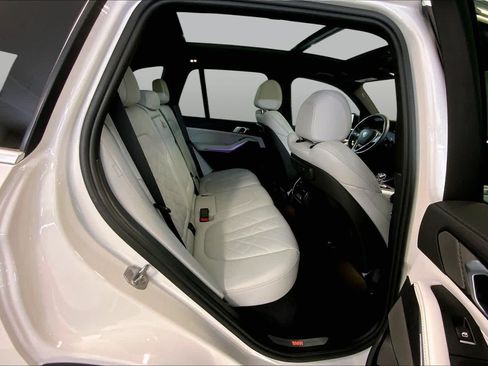 Certified 2023 BMW X5 xDrive40i AWD/4WD image 19