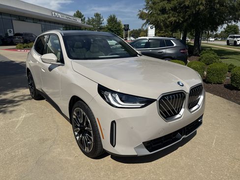 New 2026 BMW X3 xDrive30 w/ Premium Package image 6