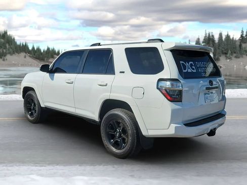 Used 2024 Toyota 4Runner SR5 image 4