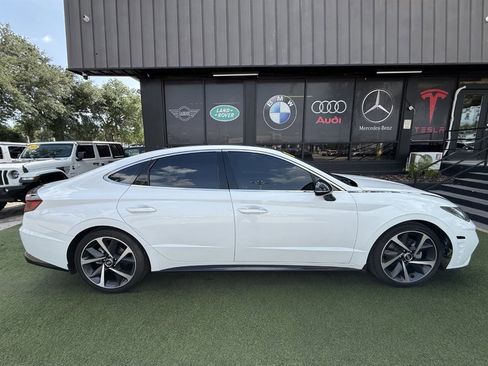 Used 2021 Hyundai Sonata SEL Plus w/ Tech Package FWD image 8
