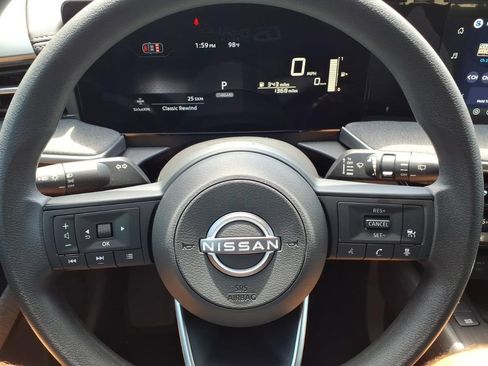 Used 2026 Nissan Kicks SV FWD image 14