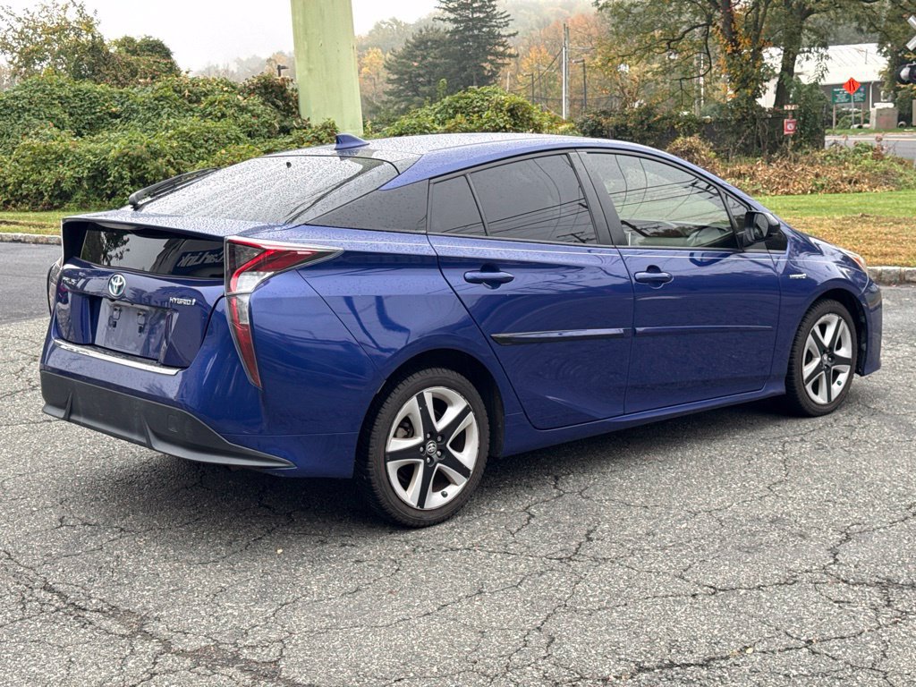 Used 2017 Toyota Prius Three Touring w/ Protection Package FWD image 7