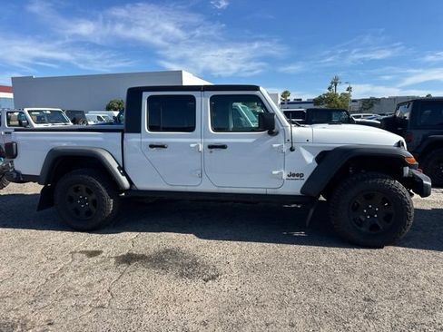 Used 2021 Jeep Gladiator Mojave w/ LED Lighting Group AWD/4WD image 4