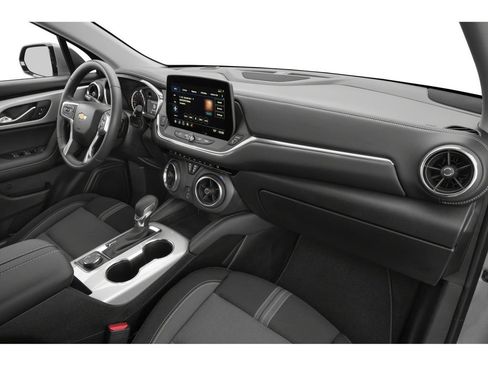 Used 2025 Chevrolet Blazer LT FWD image 10