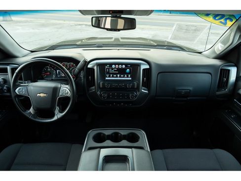 Used 2019 Chevrolet Silverado 1500 LT AWD/4WD image 31