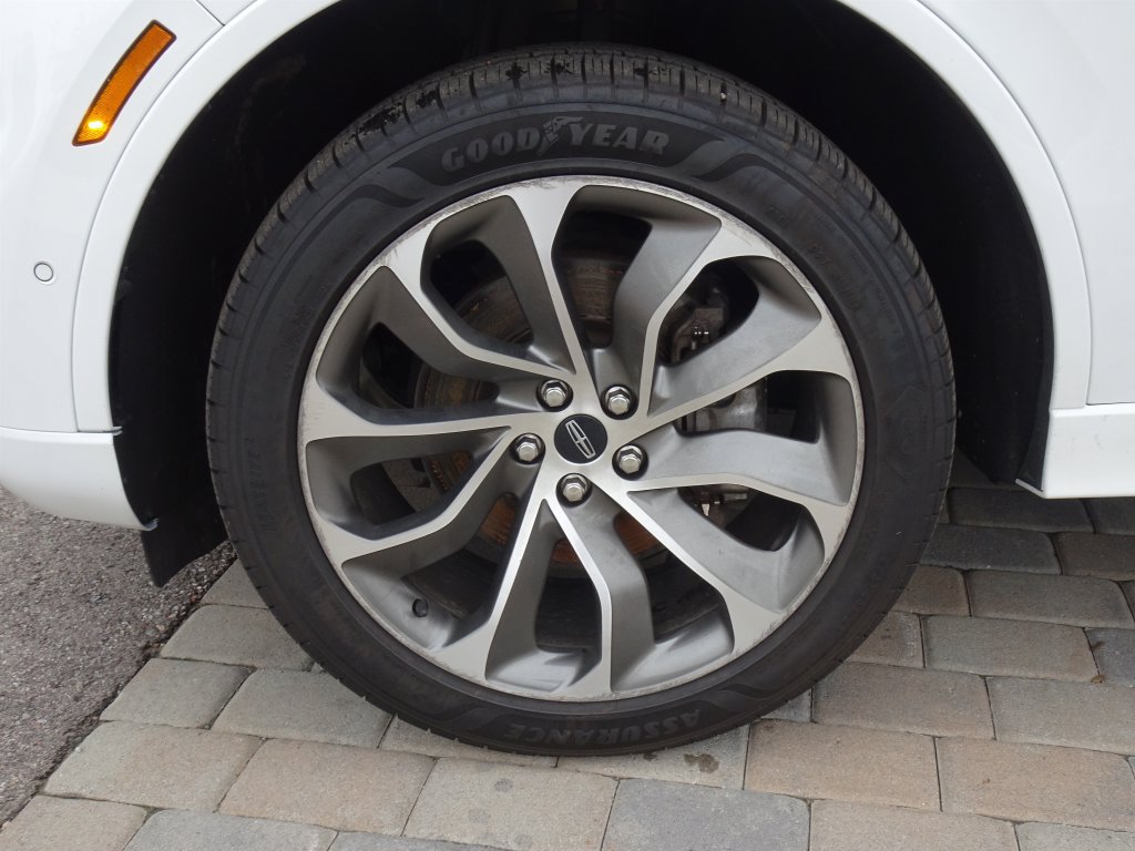 Used 2023 Lincoln Aviator Grand Touring w/ Equipment Group 301A AWD/4WD image 25