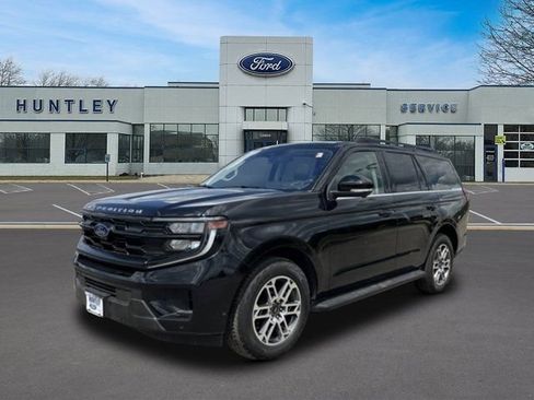 Used 2025 Ford Expedition Active AWD/4WD image 1