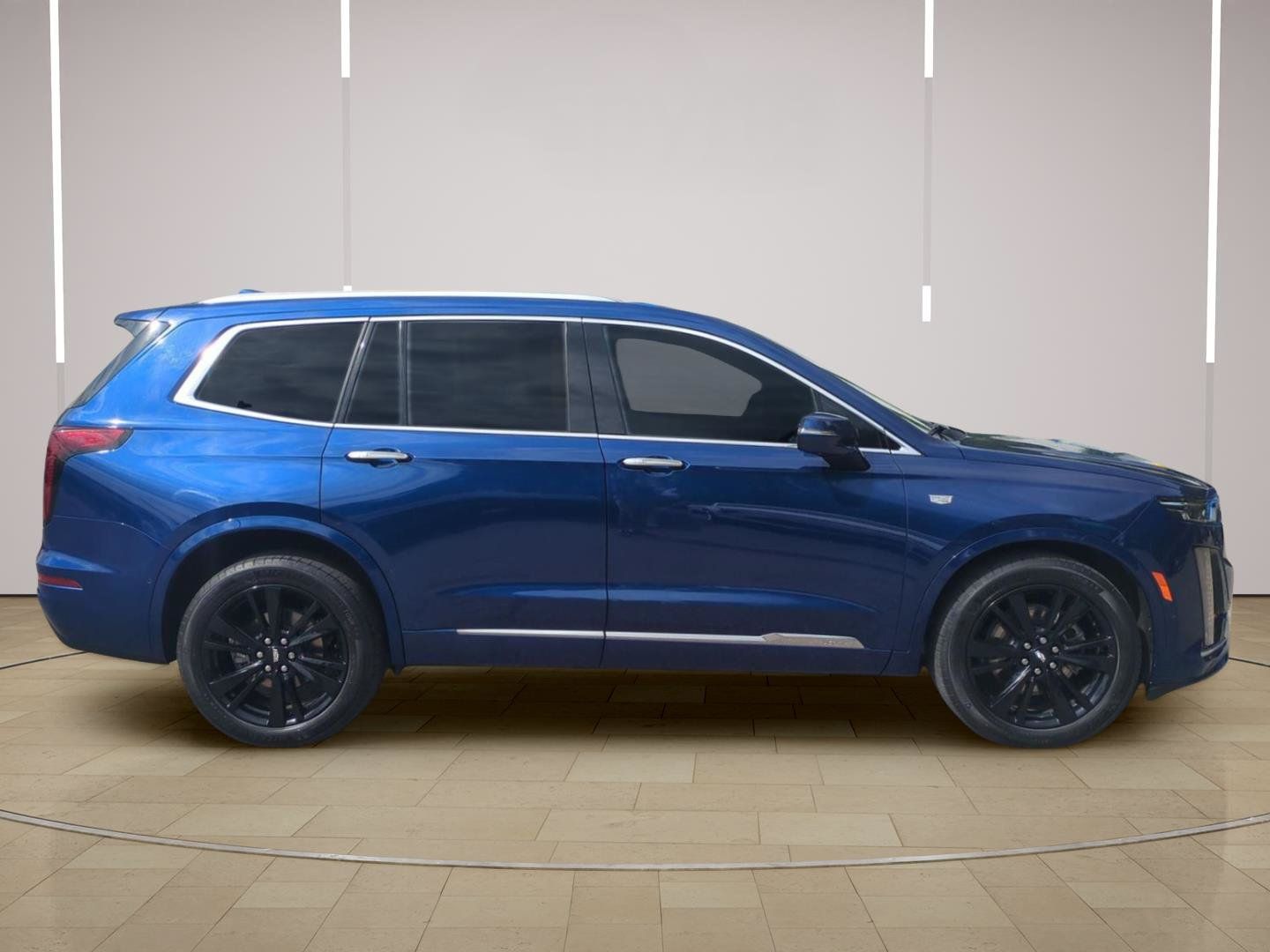 Used 2023 Cadillac XT6 Premium Luxury w/ Platinum Package AWD/4WD image 13